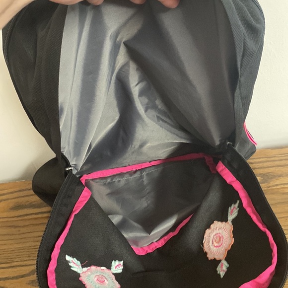 JanSport Backpack Black Rosa Floral Embroidery with laptop sleeve - Picture 5 of 8